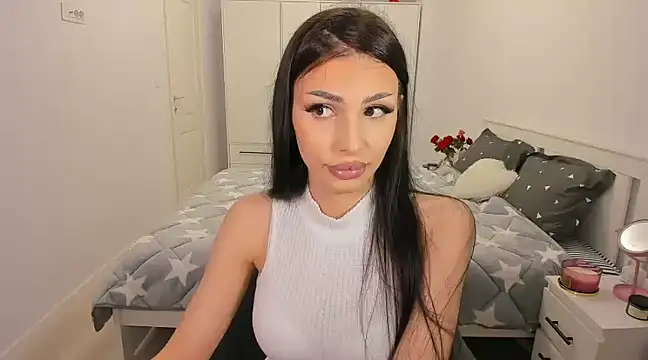 Snapshot of HelenShawn chatting on 15, 3, 2025 HelenShawn online show from 15, 3, 2025