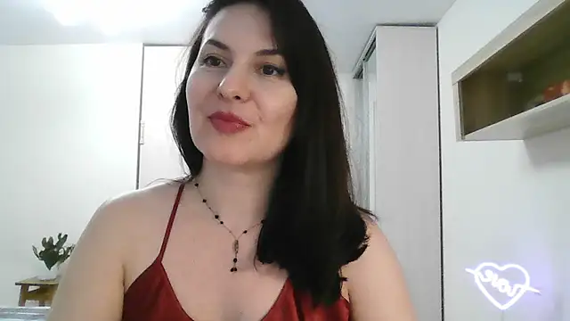 Victoria Glam online show from 17, 2, 2025