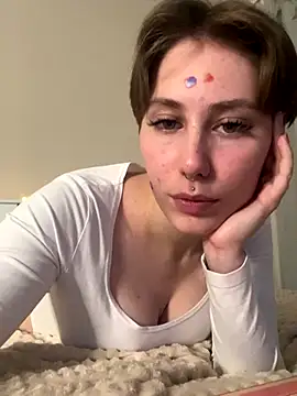 Molli Luv online show from 10, 9, 2025