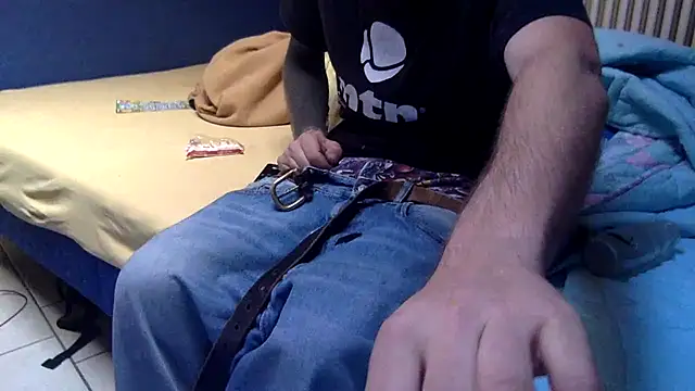 Snapshot of Damn_bro23 chatting on 5, 10, 2025 Damn bro23 online show from 5, 10, 2025