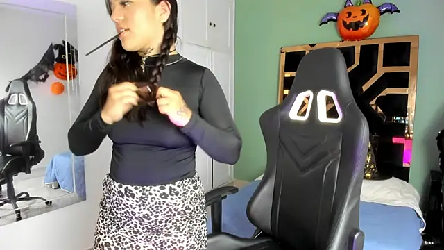 Billie Jhonson  online show from 16, 10, 2025