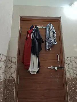 Snapshot of randit7 chatting on 24, 11, 2025 randit7 online show from 24, 11, 2025