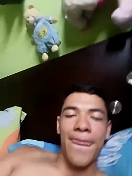 andresiito203 online show from 3, 2, 2025