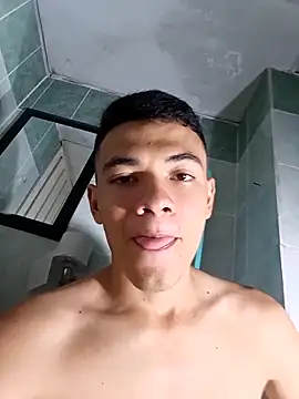 andresiito203 online show from 28, 2, 2025