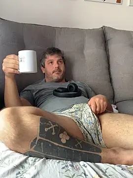 Taurino gostoso online show from 17, 3, 2025