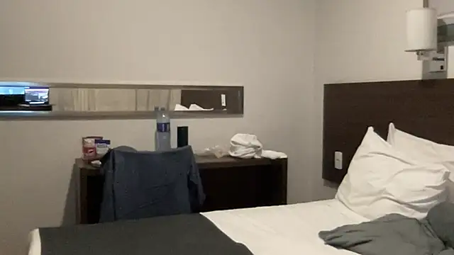 Taurino gostoso online show from 15, 9, 2025