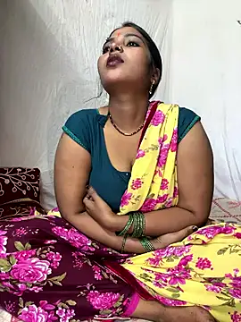 Snapshot of Simrandeshipp chatting on 19, 1, 2026 Simrandeshipp online show from 19, 1, 2026