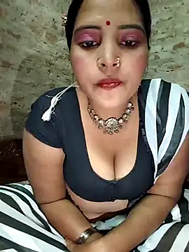 Snapshot of Simrandeshipp chatting on 8, 2, 2026 Simrandeshipp online show from 8, 2, 2026