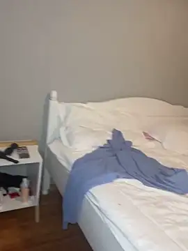 bunnythetailor online show from 9, 2, 2025