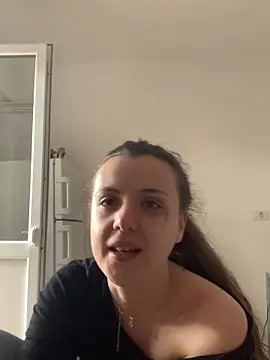 bunnythetailor online show from 11, 5, 2026