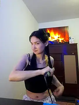 Snapshot of Sofii_cutee chatting on 11, 11, 2025 Sofii cutee online show from 11, 11, 2025