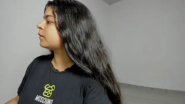 Snapshot of Little_Shaara chatting on 12, 3, 2025 Little Shaara online show from 12, 3, 2025