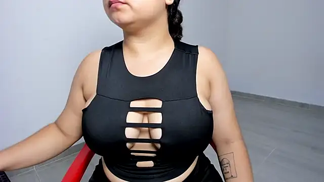 Snapshot of Little_Shaara chatting on 19, 3, 2025 Little Shaara online show from 19, 3, 2025