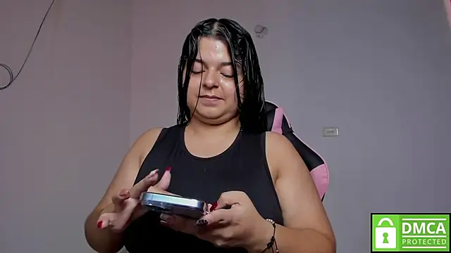 Snapshot of Little_Shaara chatting on 18, 9, 2025 Little Shaara online show from 18, 9, 2025