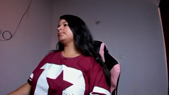 Snapshot of Little_Shaara chatting on 24, 10, 2025 Little Shaara online show from 24, 10, 2025