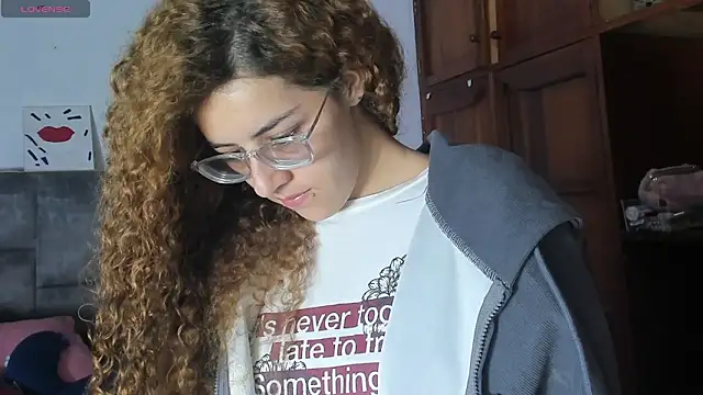 Isangel  online show from 10, 10, 2025