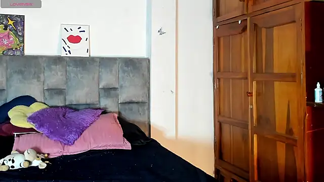 Isangel  online show from 31, 10, 2025