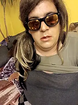 Adrianka online show from 6, 5, 2026