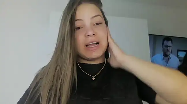 Snapshot of mielc4 chatting on 25, 1, 2025 mielc4 online show from 25, 1, 2025