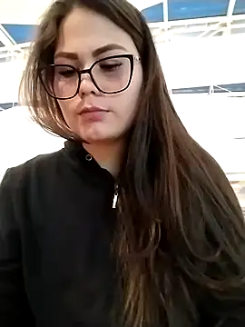 Vale Saenzz online show from 11, 2, 2025