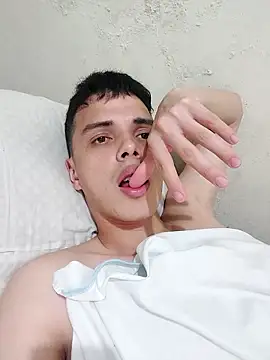 Snapshot of xxaviermendez chatting on 1, 10, 2025 xxaviermendez online show from 1, 10, 2025