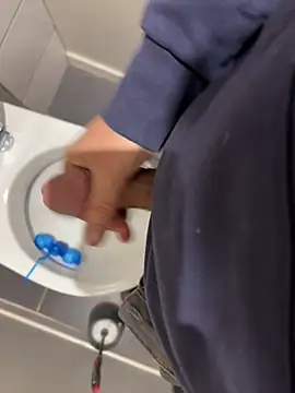 Snapshot of yannusgir33 chatting on 13, 2, 2025 yannusgir33 online show from 13, 2, 2025