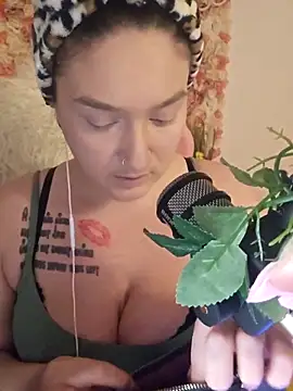 Jinyxx3 online show from 7, 3, 2025