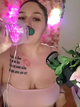 Jinyxx3 online show from 10, 3, 2025