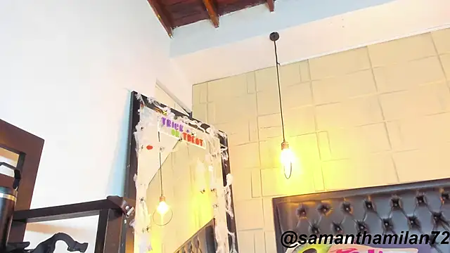 SamanthaMilann online show from 10, 11, 2025