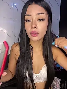 Miss karol online show from 1, 3, 2025