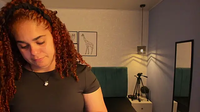 ninna curly online show from 19, 9, 2025