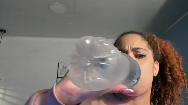 ninna curly online show from 26, 6, 2026