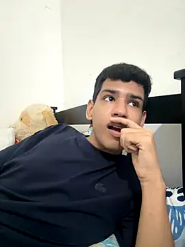 Snapshot of Santiago-Thompson chatting on 16, 10, 2025 Santiago-Thompson online show from 16, 10, 2025