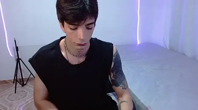 H3ll B0I online show from 13, 3, 2025