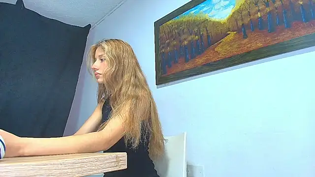 Alaiapink online show from 7, 10, 2025