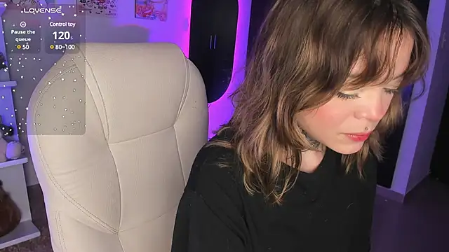 sabrinamoonie online show from 25, 2, 2025