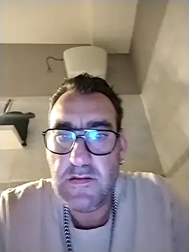 Snapshot of Hardasanut chatting on 6, 10, 2025 Hardasanut online show from 6, 10, 2025