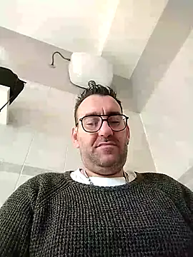 Snapshot of Hardasanut chatting on 13, 11, 2025 Hardasanut online show from 13, 11, 2025