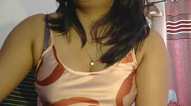 Snapshot of Cutie_Pie1p chatting on 2, 2, 2025 Cutie Pie1p online show from 2, 2, 2025