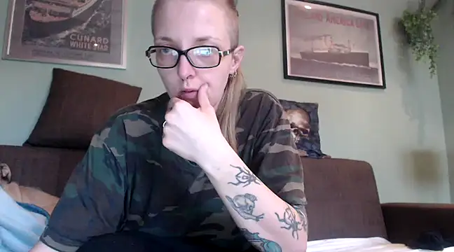 Astrid-Gilbert online show from 26, 2, 2025