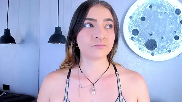 Shanntal  online show from 19, 9, 2025