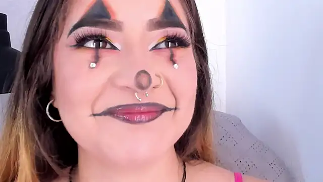 Shanntal  online show from 3, 10, 2025