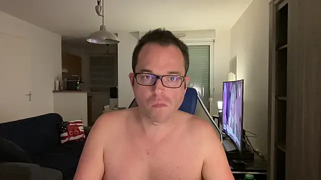 Snapshot of Funnyjul31 chatting on 18, 2, 2025 Funnyjul31 online show from 18, 2, 2025