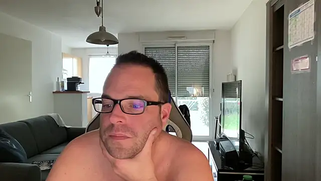 Snapshot of Funnyjul31 chatting on 13, 3, 2025 Funnyjul31 online show from 13, 3, 2025