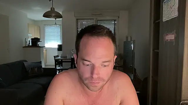 Snapshot of Funnyjul31 chatting on 12, 9, 2025 Funnyjul31 online show from 12, 9, 2025