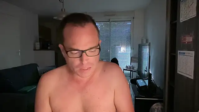 Snapshot of Funnyjul31 chatting on 12, 10, 2025 Funnyjul31 online show from 12, 10, 2025