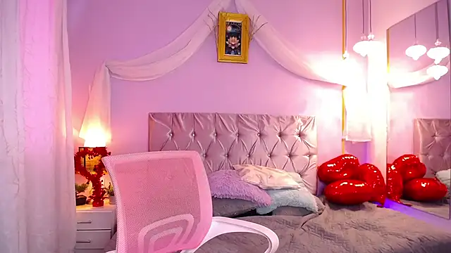 LeilaRasi online show from 20, 2, 2025