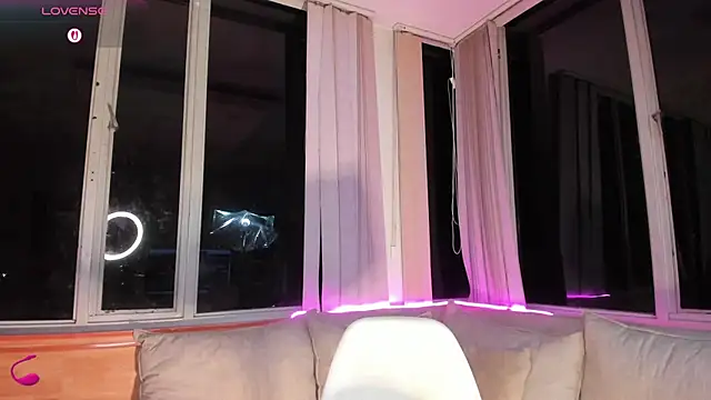 Little  Linda online show from 24, 9, 2025