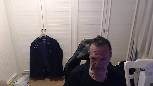 Dimitrios30 online show from 7, 3, 2026