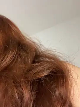 lia foxxy71 online show from 18, 4, 2026